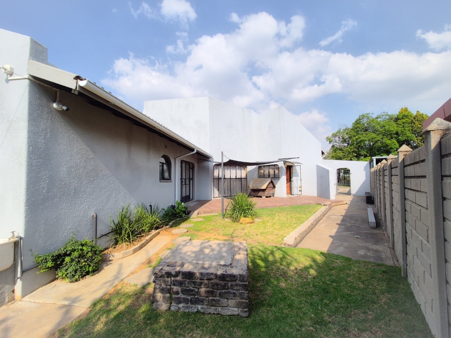 4 Bedroom Property for Sale in Vaalpark Free State